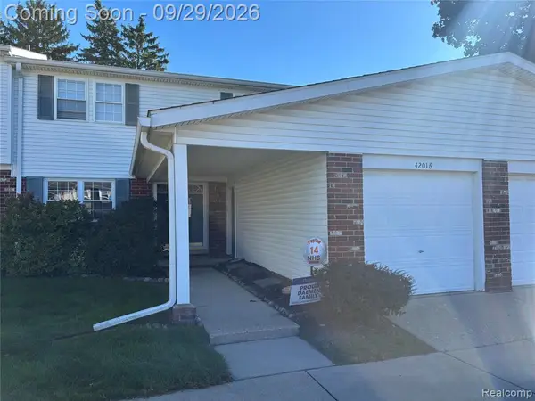 42016 Queen Anne, Northville, MI 48167