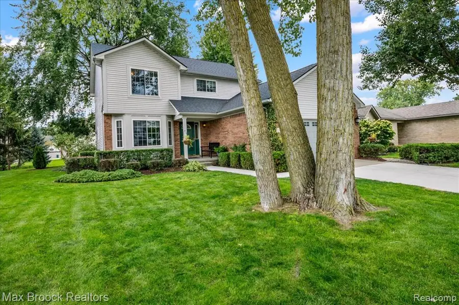 144 Arthur, Troy, MI 48083 - #2