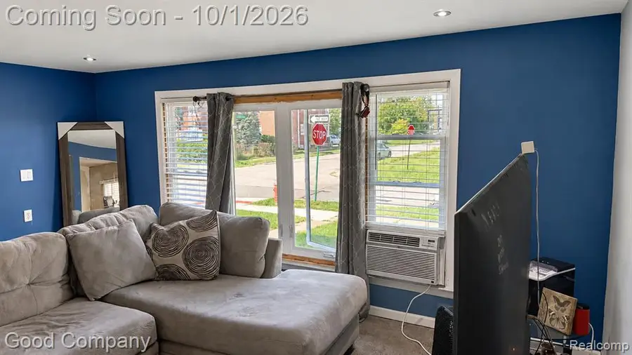 247 W Savannah, Highland Park, MI 48203 - #2