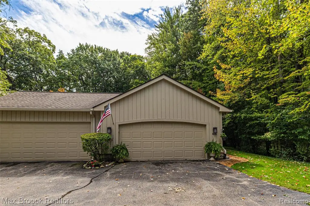 1364 Bramblebush, Bloomfield Hills, MI 48304 - #1
