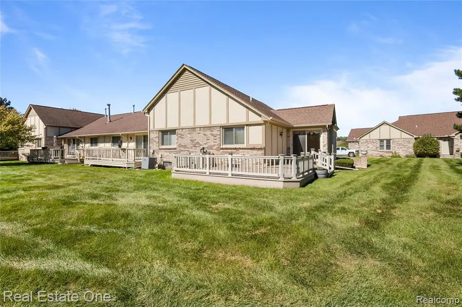15696 Orchard Ridge, Clinton Township, MI 48038 - #3