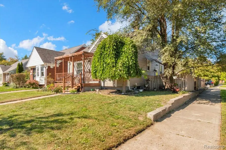 2311 Kalama, Royal Oak, MI 48067 - #2