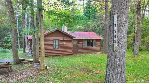 7745 Alpine, Harrison, MI 48625