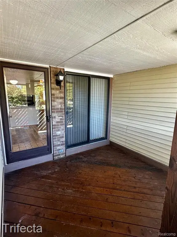 16404 Clarkson, Fraser, MI 48026 - #2