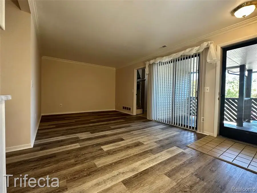 16404 Clarkson, Fraser, MI 48026 - #3
