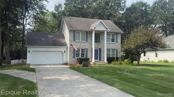 2887 Harwood, Kimball, MI 48074