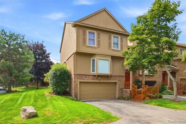 6306 Aspen Ridge, West Bloomfield, MI 48322