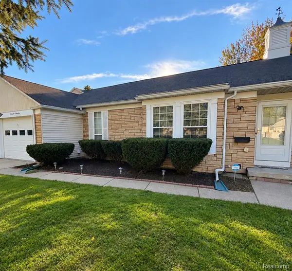3145 Pinegate, Flushing, MI 48433