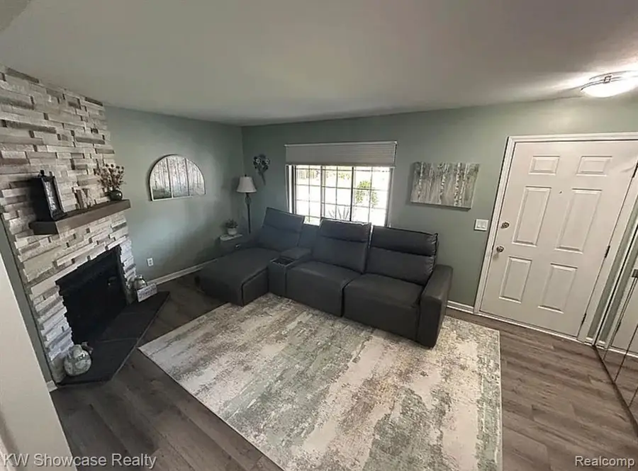 249 Wind Way #249, Walled Lake, MI 48390 - #3