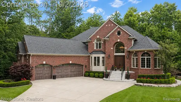 55630 Buckthorn, Utica, MI 48316