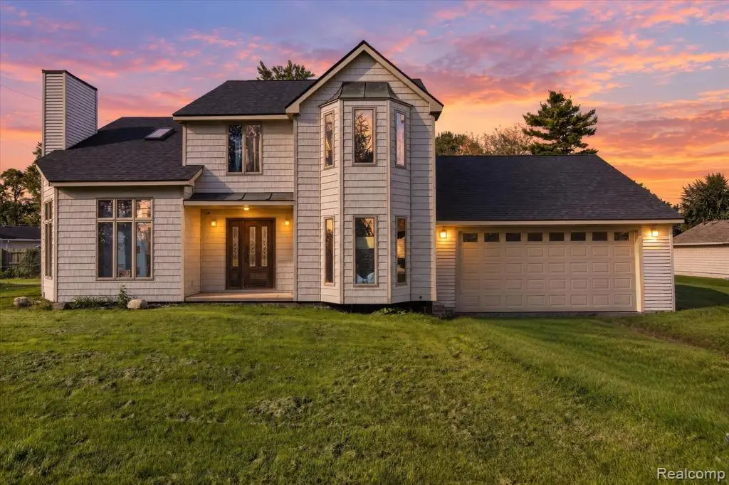 30038 Adams, Gibraltar, MI 48173 - #1