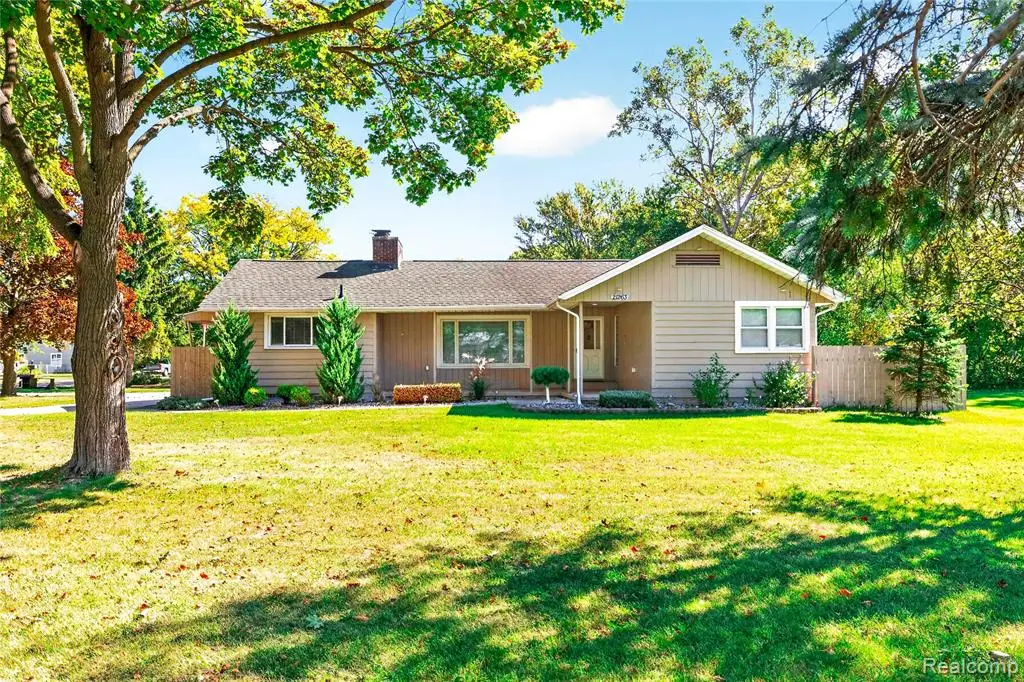 21263 Meridian, Grosse Ile, MI 48138 - #1