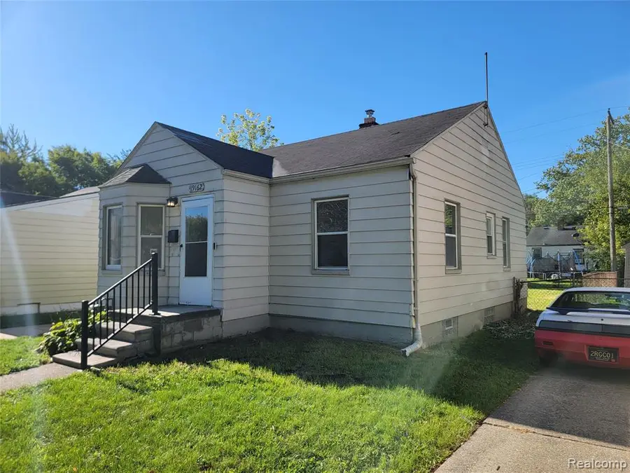19162 Washtenaw, Harper Woods, MI 48225 - #2