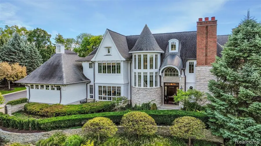 100 Woodland Villa, Birmingham, MI 48009 - #3