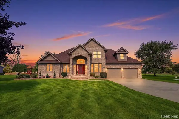 37140 Elizabeth, New Boston, MI 48164