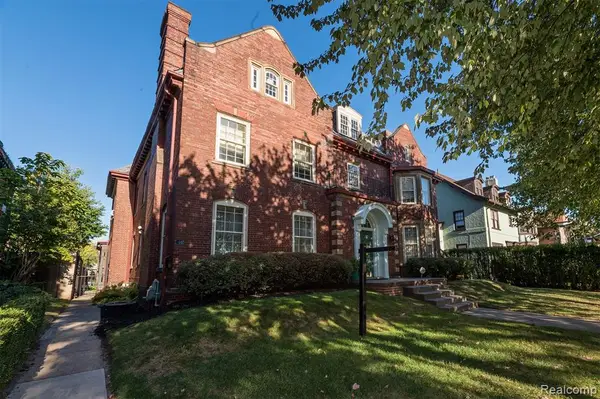 700 Parker, Detroit, MI 48214