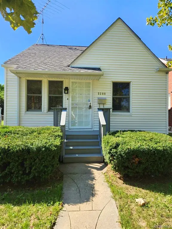 5309 University, Detroit, MI 48224