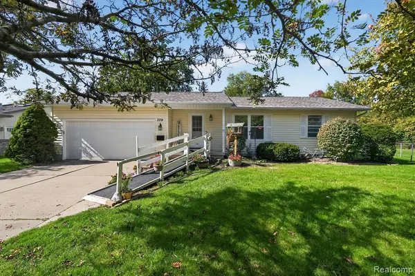 739 Surfwood, Davison, MI 48423
