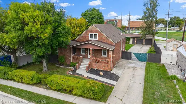 16243 Owen, Eastpointe, MI 48021