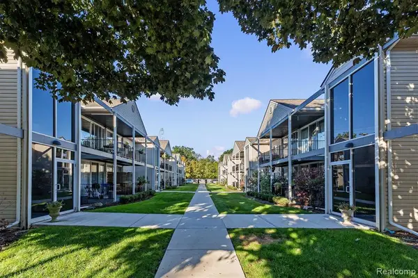 307 N Eton #A, Birmingham, MI 48009
