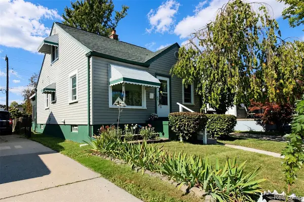 2072 11th, Wyandotte, MI 48192