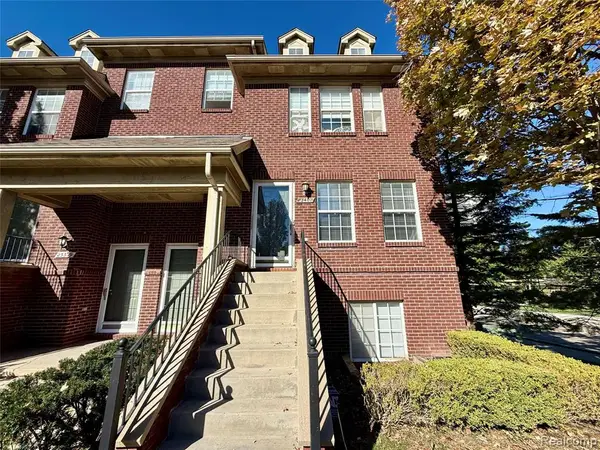 23407 Grayson, Southfield, MI 48075