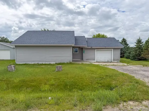 4169 Sagatoo, Standish, MI 48658