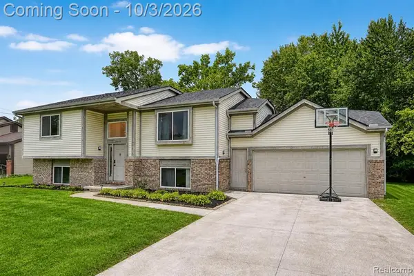 20803 Randall, Farmington Hills, MI 48336