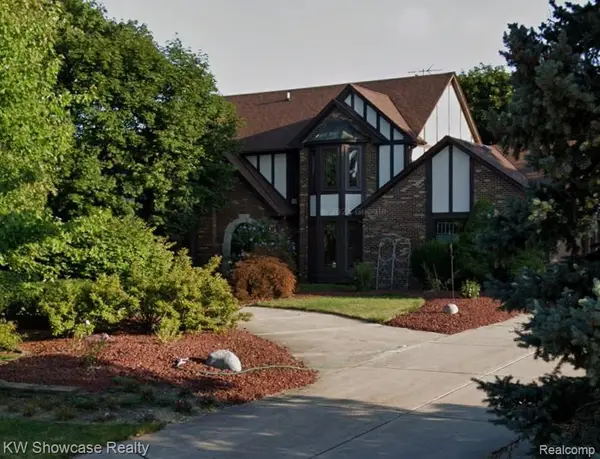 37840 Bradley, Farmington Hills, MI 48335