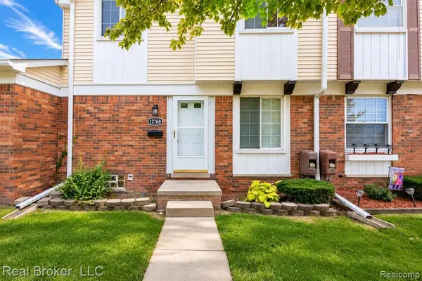 12768 Elaine, Southgate, MI 48195