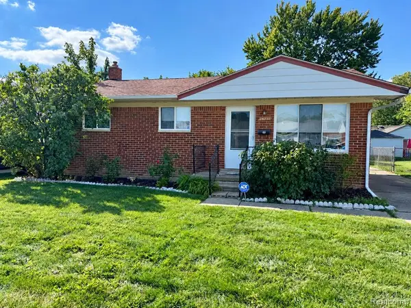 26731 Roberta, Roseville, MI 48066