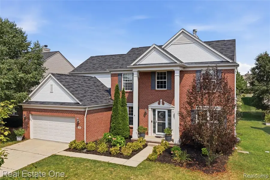4095 Falmouth, Howell, MI 48843 - #2