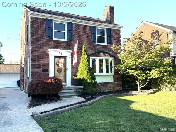 71 Vernier, Grosse Pointe Shores, MI 48236