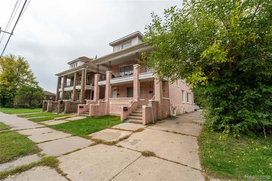 2103 Canterbury, Dearborn, MI 48120 - #3