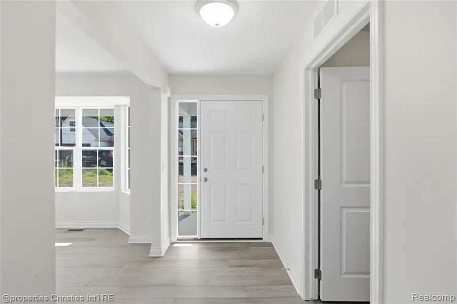 757 Nelsons #2, Howell, MI 48843 - #2