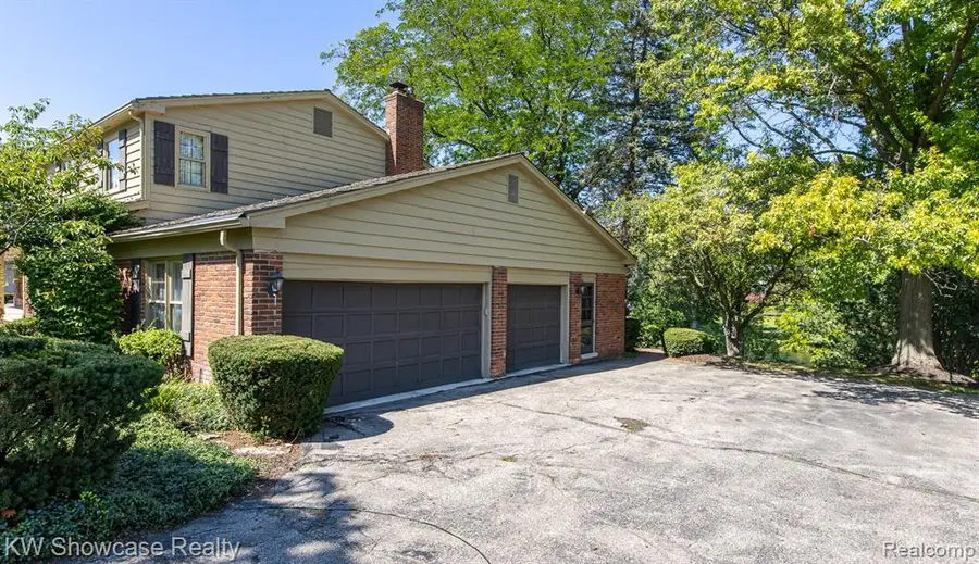 4642 Brightmore, Bloomfield Hills, MI 48302 - #3