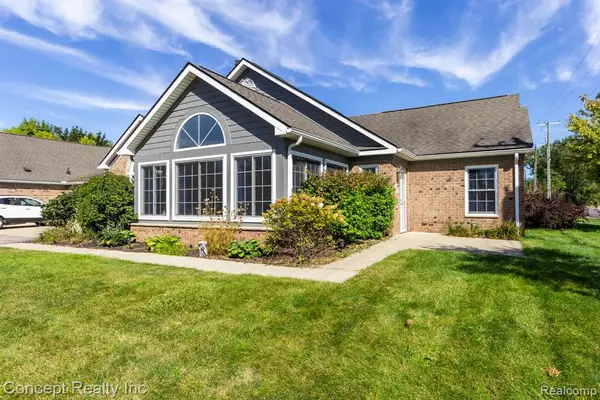 11035 Brookwood, Taylor, MI 48180