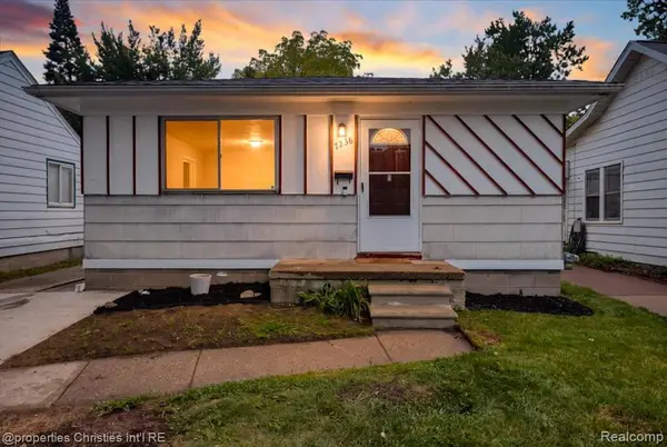 7236 Meadow, Warren, MI 48091
