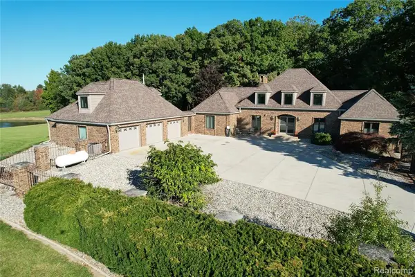 9515 E Bristol, Davison, MI 48423
