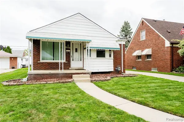 15228 Warwick, Allen Park, MI 48101