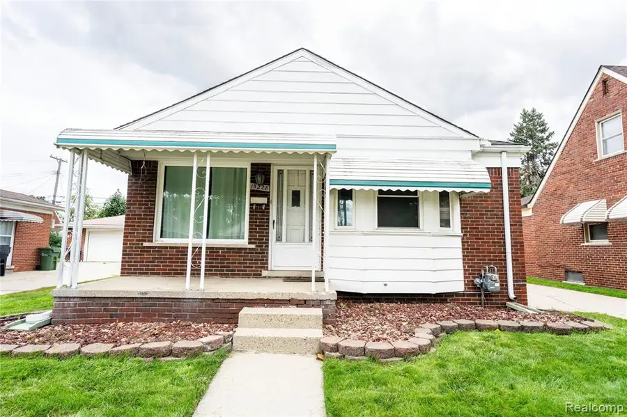 15228 Warwick, Allen Park, MI 48101 - #3