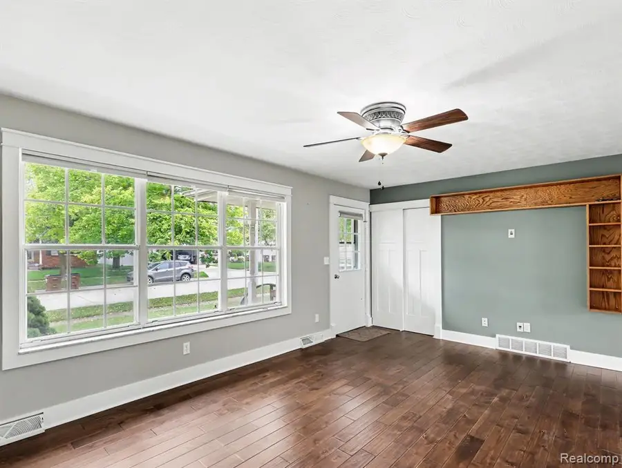 645 Toll Street, Monroe, MI 48162 - #3