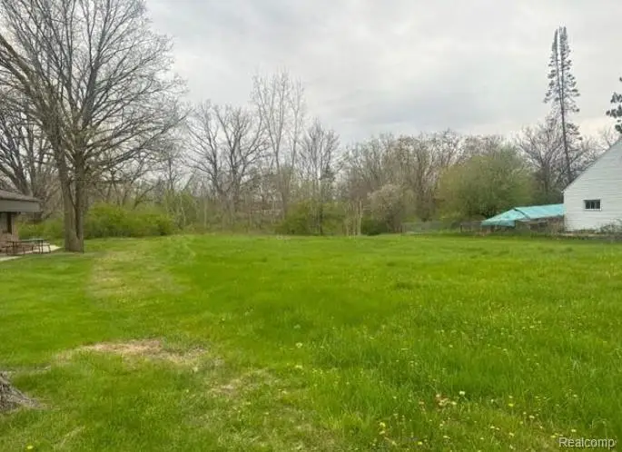 5141 W Bristol, Flint, MI 48507 - #1