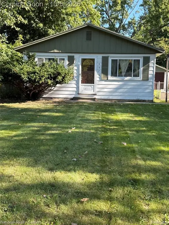 6578 Cloverton, Waterford, MI 48329 - #1