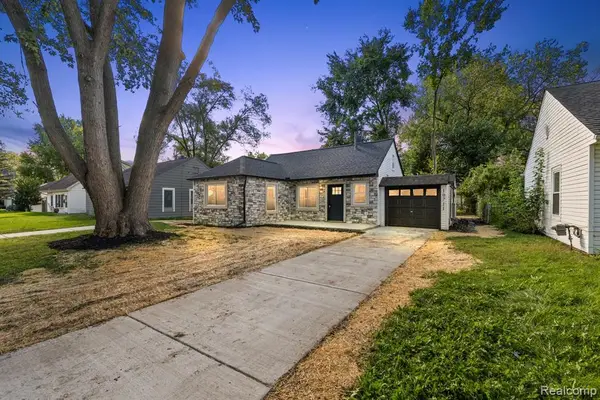 10711 Troy, Oak Park, MI 48237