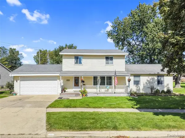 310 Browning, Howell, MI 48843