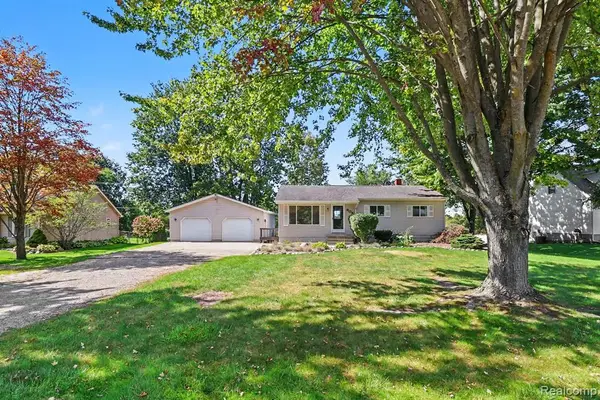 905 N Wilder, Lapeer, MI 48446
