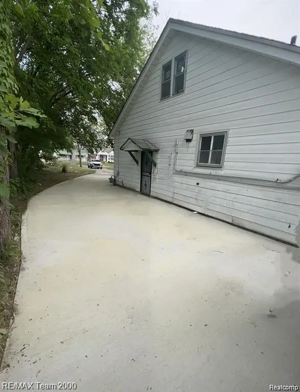 7761 Artesian, Detroit, MI 48228 - #3