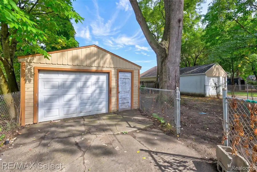 723 Waldman, Flint, MI 48507 - #3