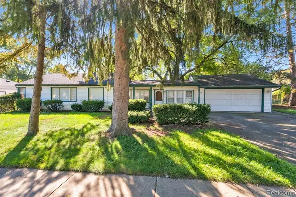 23423 Annapolis, Dearborn Heights, MI 48125